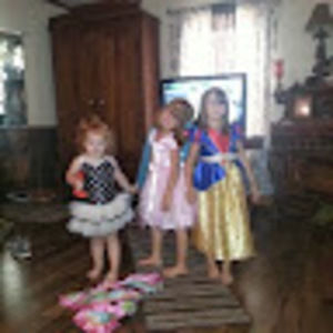 Meet your Posher, Leasha